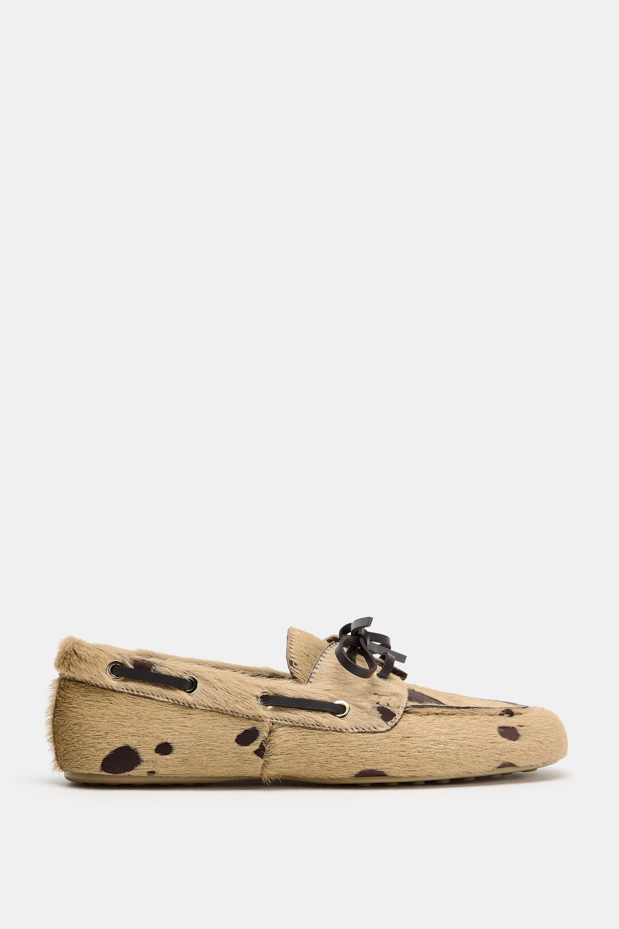 MOCASSINS EN CUIR AVEC EFFET FOURRURE ET IMPRIMÉ ANIMALIER
